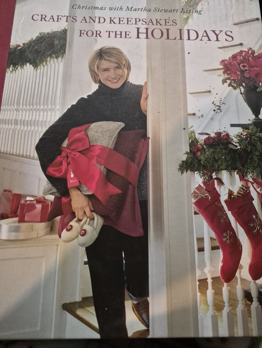 Christmas With Martha Stewart Living- Crafts And Keepsakes For The Holidays